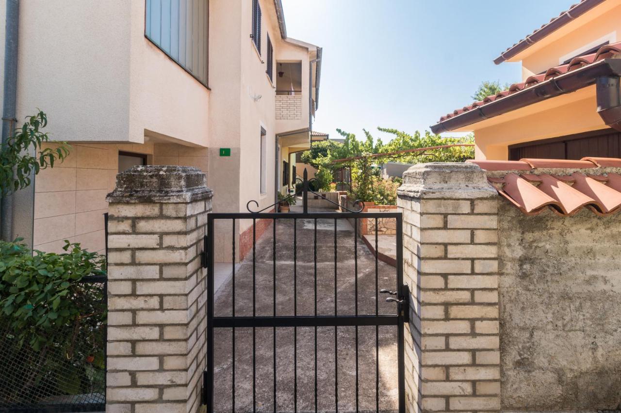 Monteparadiso Pula Bagian luar foto